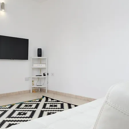アパート Two-bedroom *